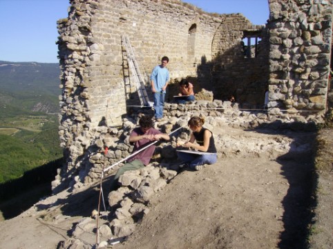 Fouilles et travaux 2007 2008 au château de Termes, Pays Cathare, archéologie