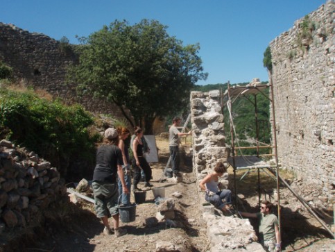 Travaux et fouilles 2009 au château de Termes